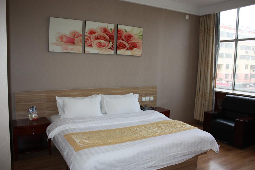 Qingdao Hongyun Jiahe Business Hotel Exterior photo